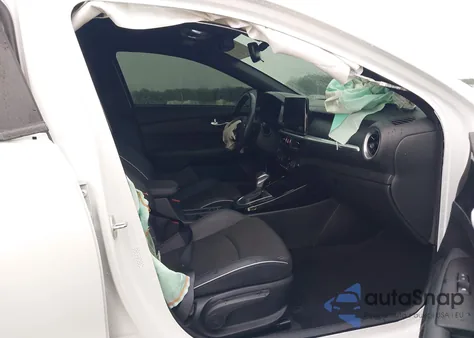 2024 Kia Forte Gt-Line from USA, damaged, VIN 3KPF54AD5RE759204